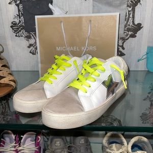 Madden Girl Star Shoes